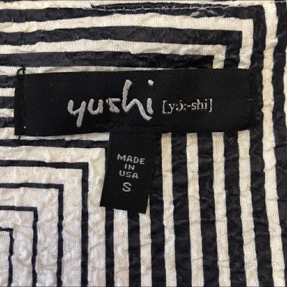 Yushi single button light jacket size S - Picture 8 of 8